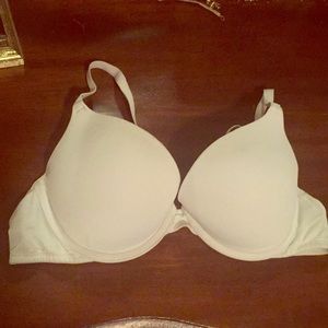 White Victoria Secret push up bra